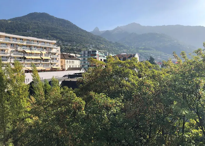 Petit Paradis Riveria * Montreux