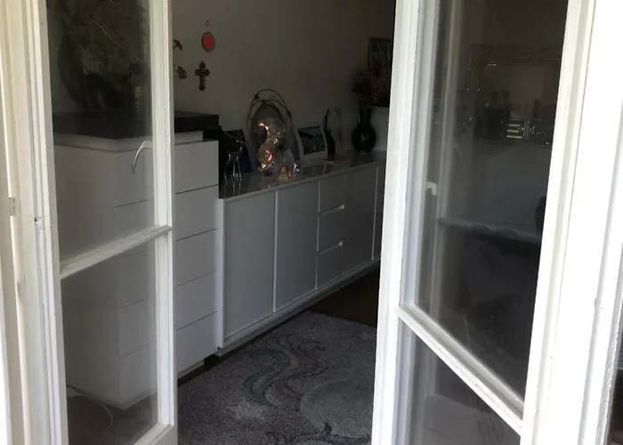 Petit Paradis Riveria アパート モントルー